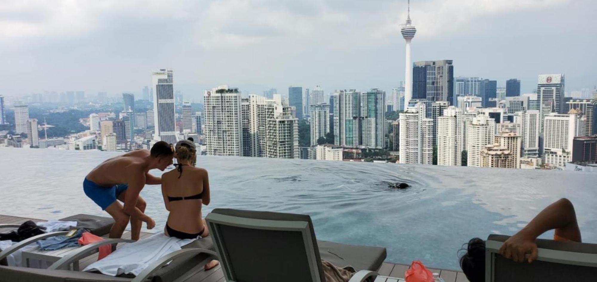 Ferienwohnung Lotus Infinity Pool At Lucentia Kuala Lumpur Exterior foto