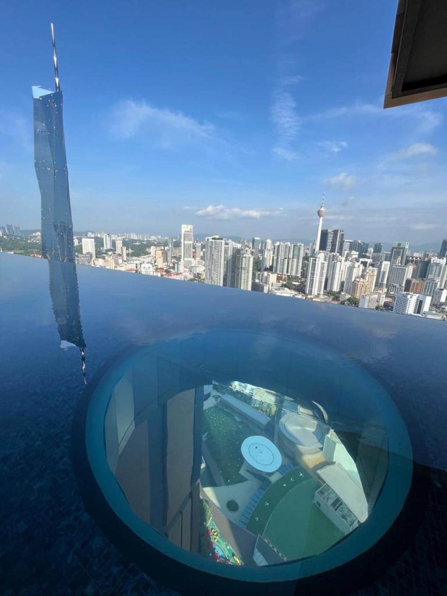 Ferienwohnung Lotus Infinity Pool At Lucentia Kuala Lumpur Exterior foto